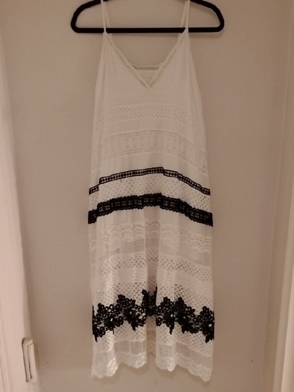 Anthropologie Sleeveless V-neck Lace Midi Boho Dress Black And White Size SP